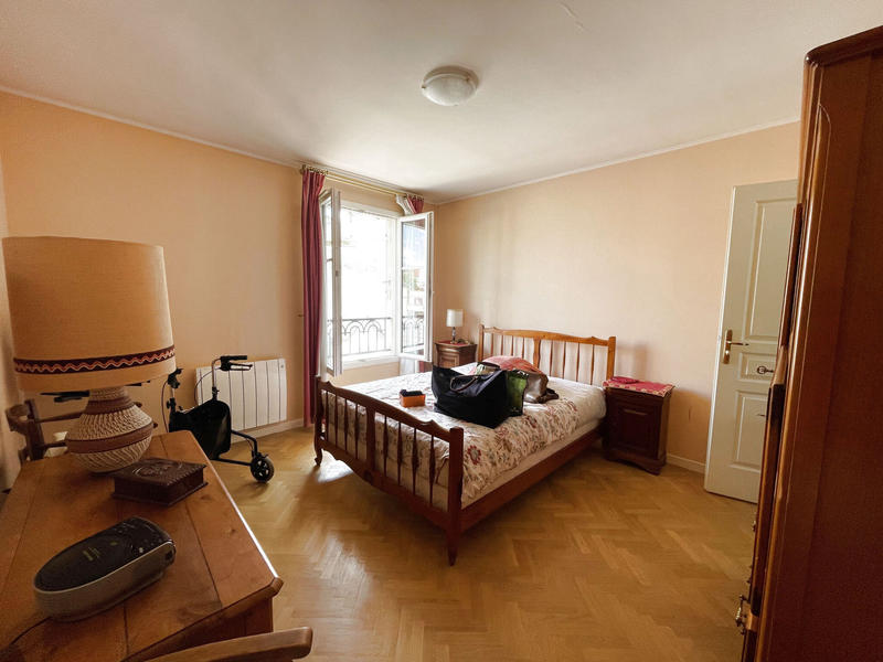 Appartement - 90 m² - 4 pièces