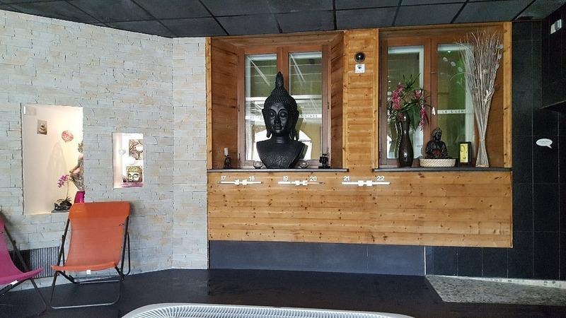 Local commercial - 236 m² - 10 pièces