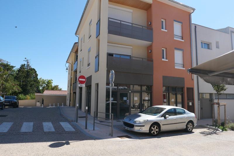 Local commercial - 92 m² - 1 pièce