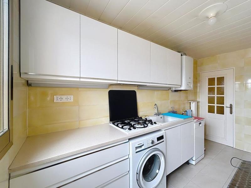 Appartement - 82 m² - 4 pièces