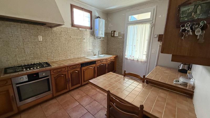 Maison - 200 m² - 8 pièces