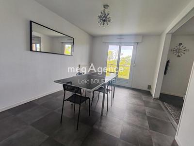 Appartement - 75 m² - 4 pièces