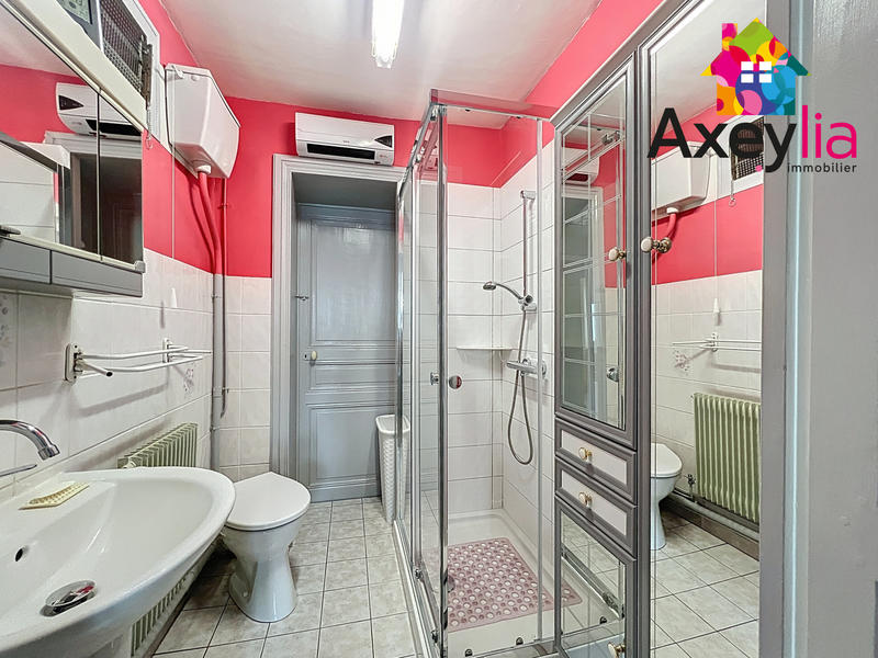 Maison - 194 m² - 7 pièces