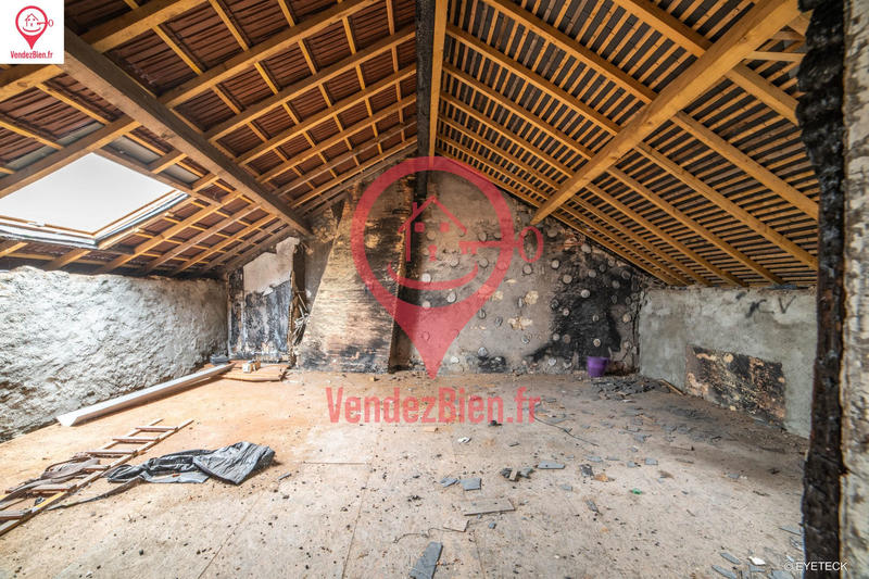 Maison - 300 m² - 6 pièces