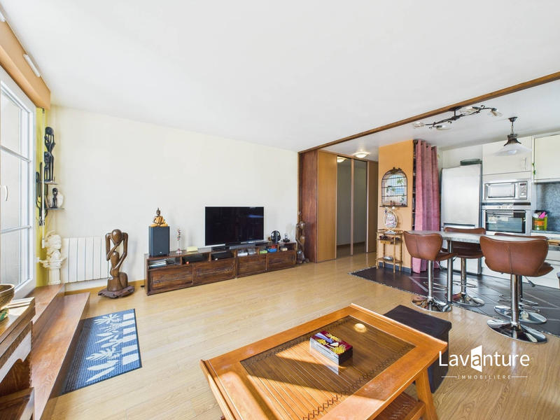 Appartement - 81 m² - 4 pièces