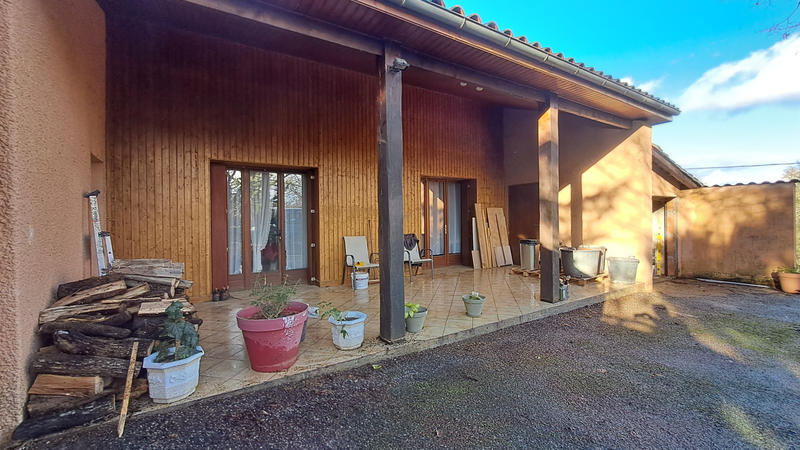 Maison - 96 m² - 4 pièces