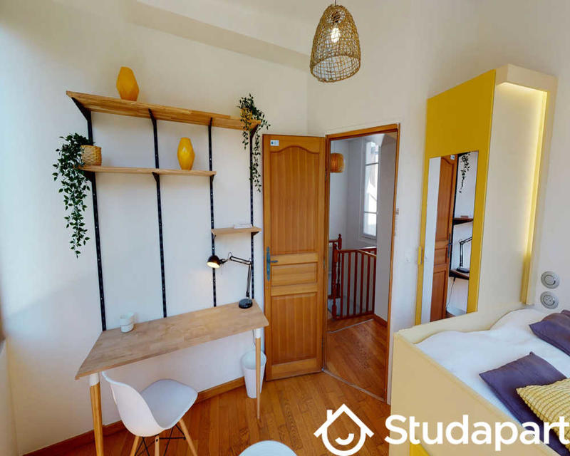 Chambre - 110 m² - 1 pièce