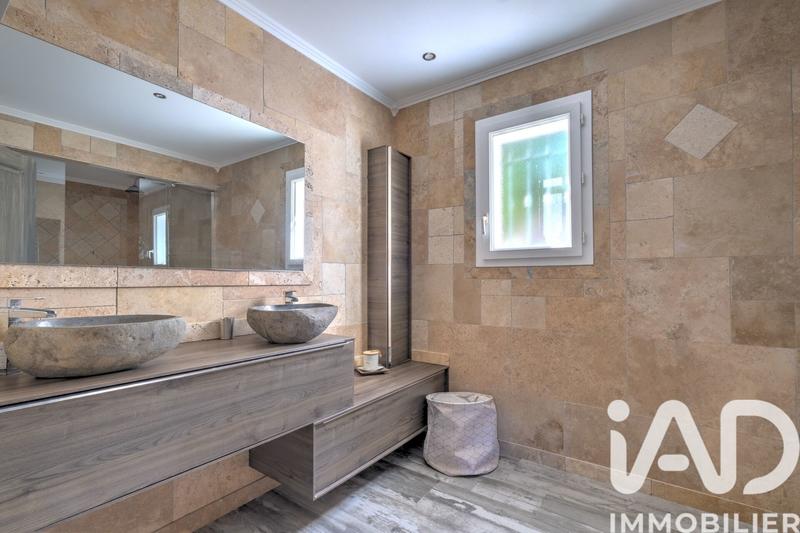 Maison de maîtres - 225 m² - 6 pièces