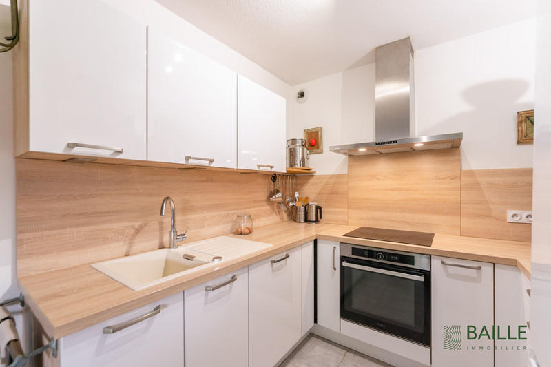 Appartement - 75 m² - 3 pièces