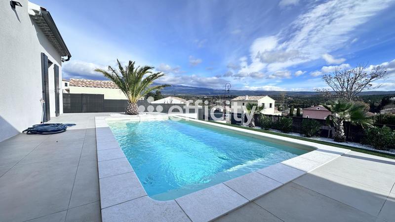 Villa - 130 m² - 4 pièces