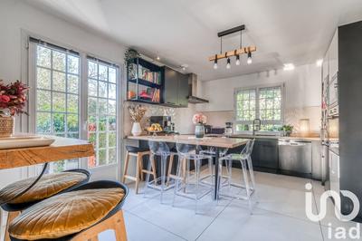 Maison - 141 m² - 6 pièces