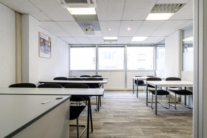 Local commercial - 225 m² - 8 pièces