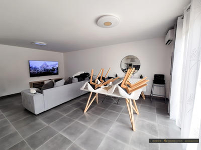 Maison - 90 m² - 4 pièces