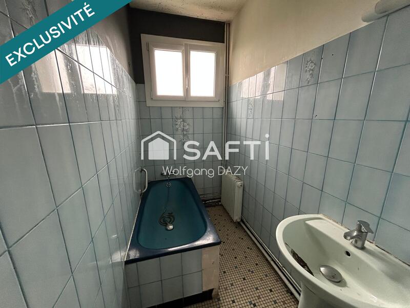 Maison - 178 m² - 10 pièces