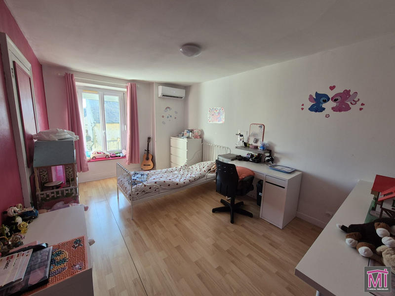 Maison - 126 m² - 7 pièces