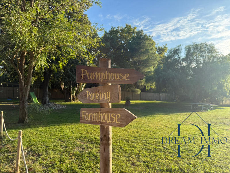 Mas - 405 m² - 17 pièces