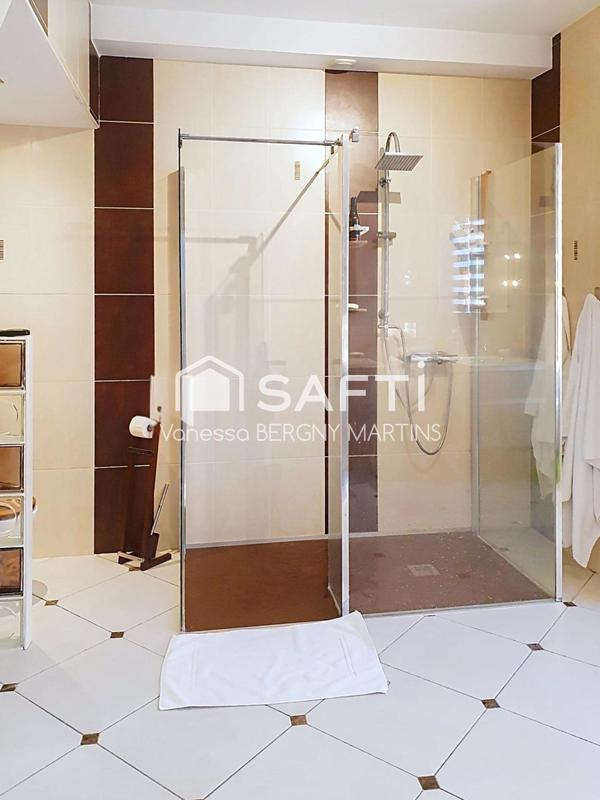 Maison - 150 m² - 5 pièces