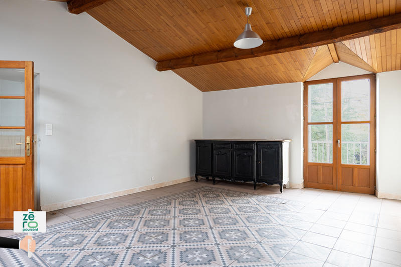 Maison - 181 m² - 6 pièces