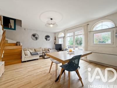 Maison - 88 m² - 5 pièces