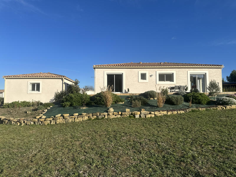 Maison - 104 m² - 3 pièces
