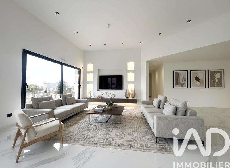 Maison - 142 m² - 5 pièces