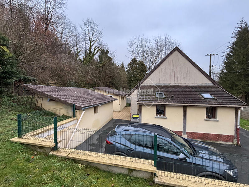 Maison - 90 m² - 5 pièces