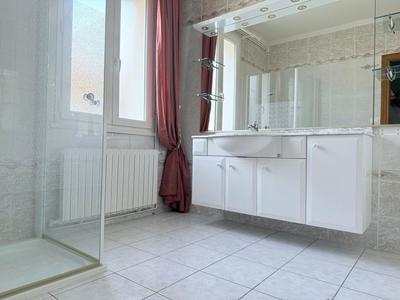 Maison - 125 m² - 4 pièces