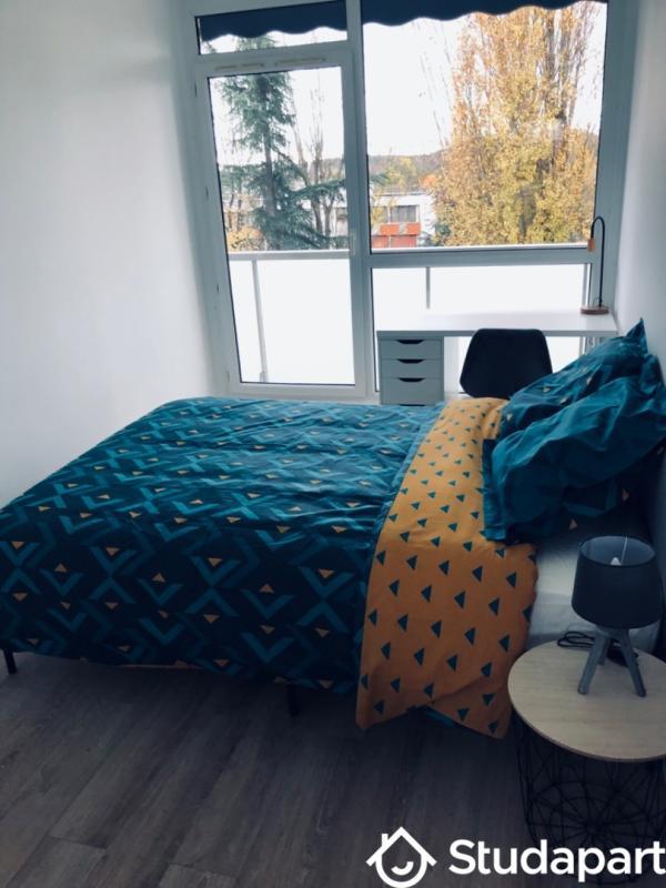 Chambre - 11 m² - 1 pièce