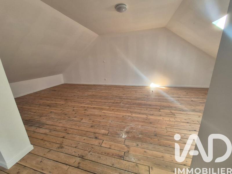 Maison - 311 m² - 14 pièces