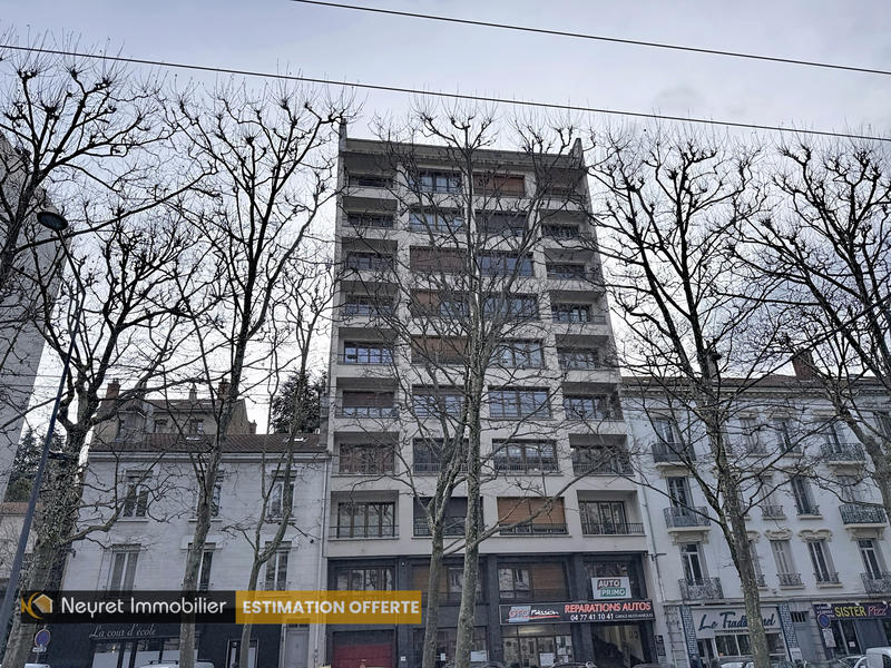 Appartement - 70 m² - 3 pièces