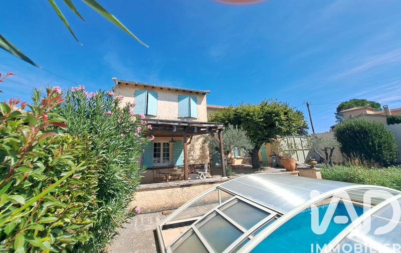 Maison - 220 m² - 7 pièces