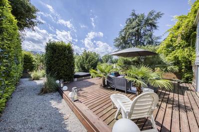 Maison - 251 m² - 10 pièces