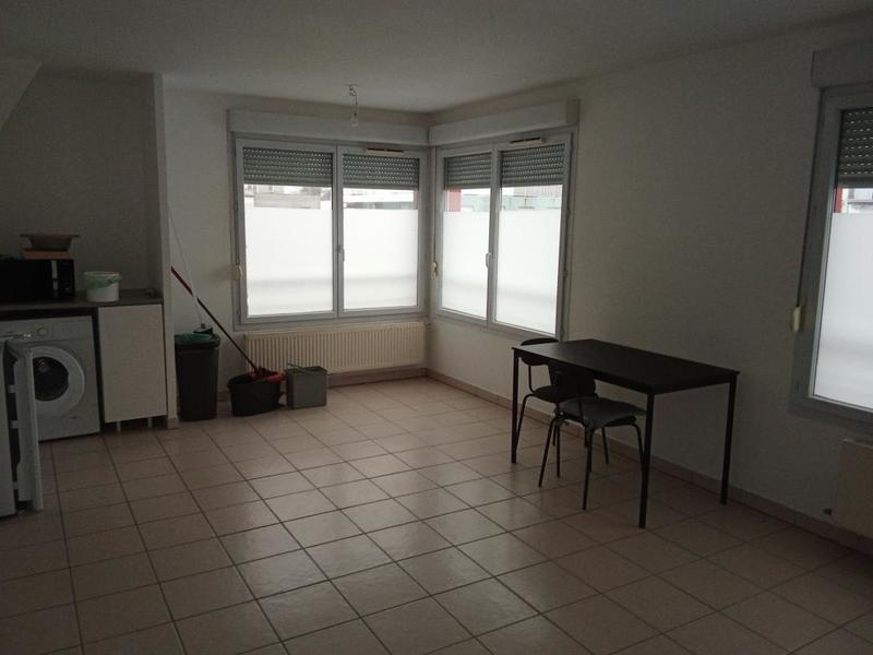 Studio - 37 m² - 1 pièce