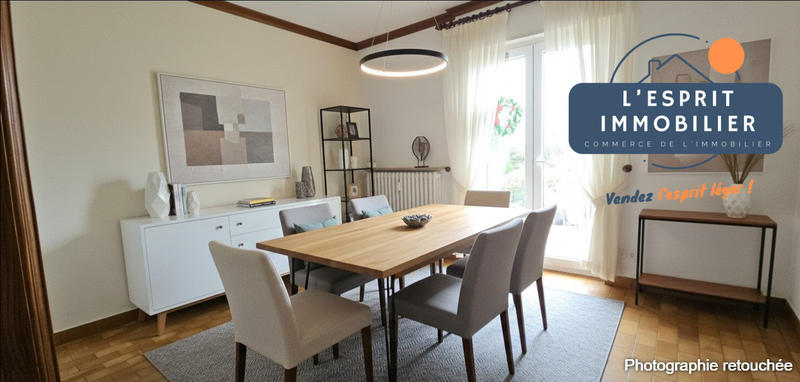 Maison - 223 m² - 7 pièces