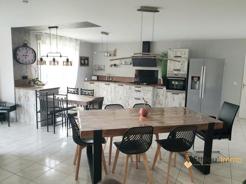 Maison - 126 m² - 4 pièces