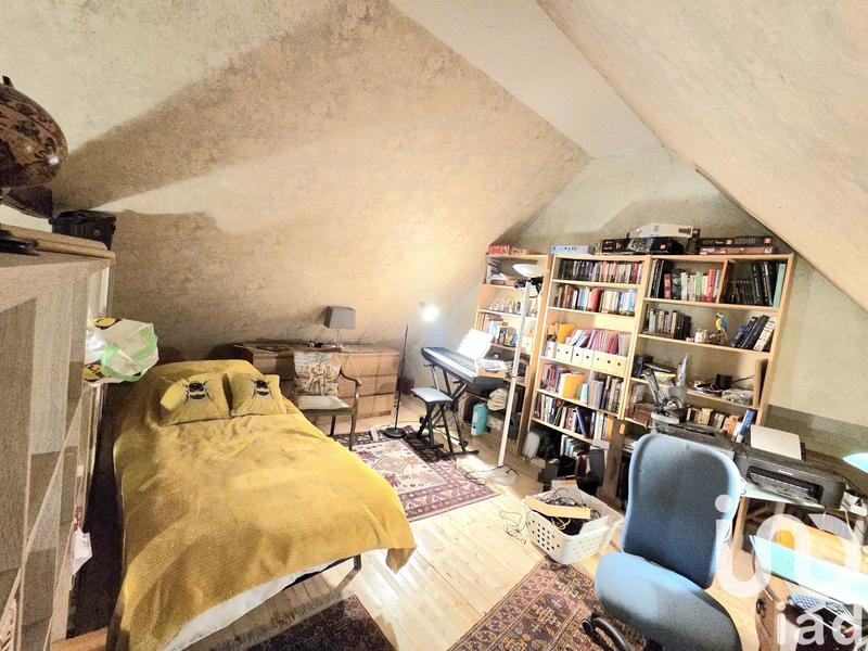 Maison - 216 m² - 10 pièces