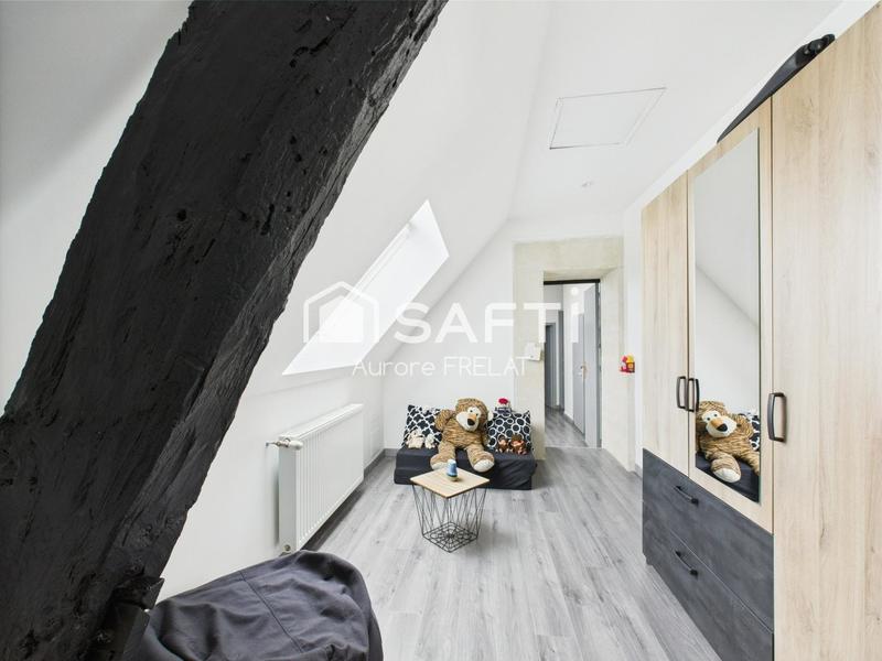 Maison - 240 m² - 7 pièces
