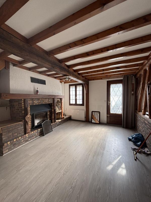 Maison - 95 m² - 5 pièces