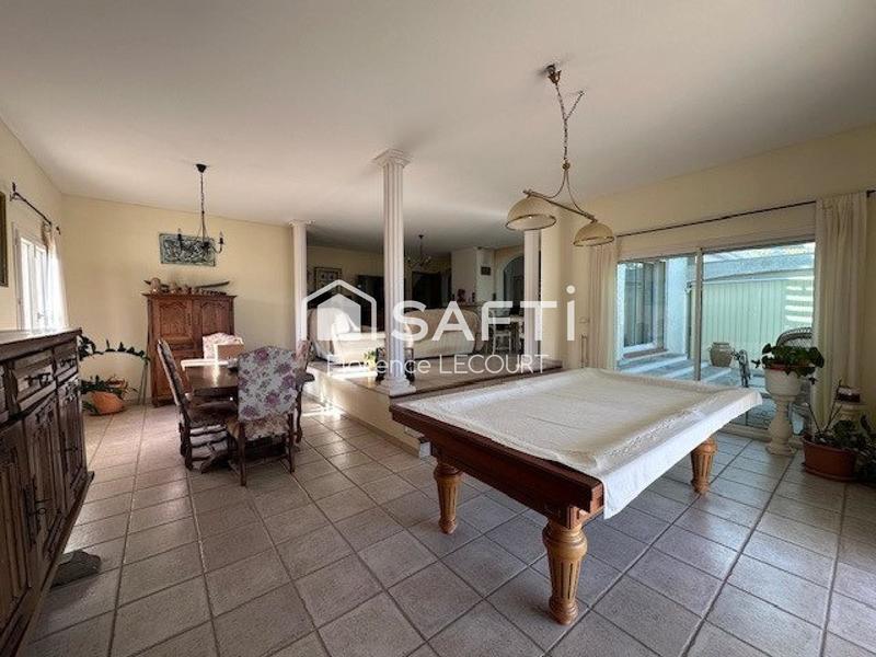 Maison - 186 m² - 5 pièces