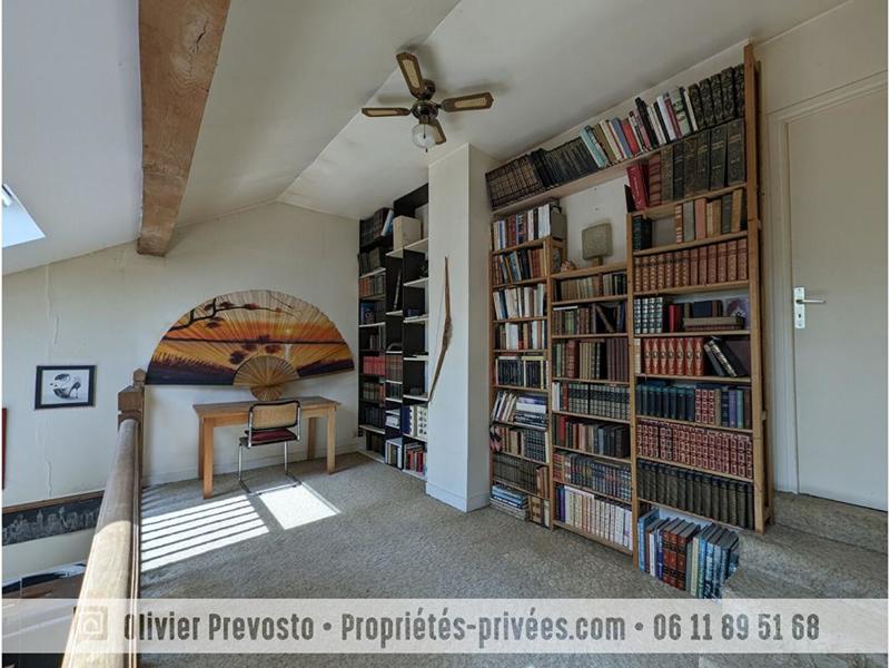 Maison - 180 m² - 8 pièces