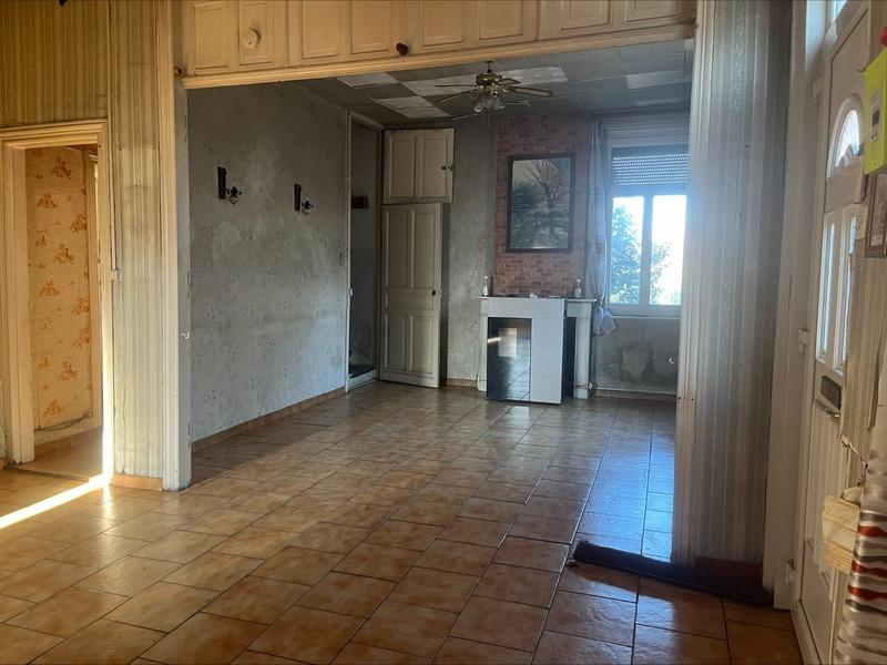 Maison - 99 m² - 5 pièces