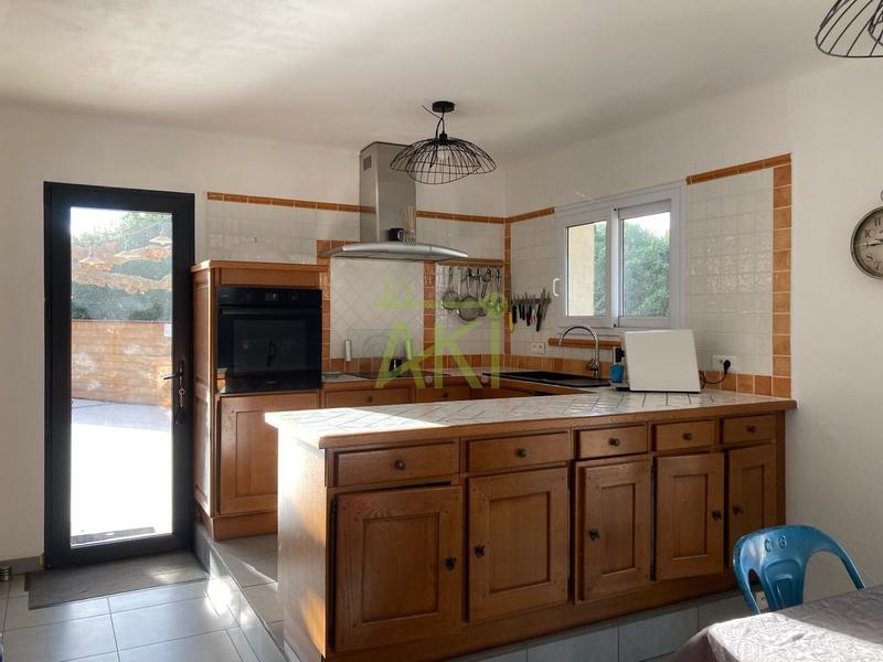 Maison traditionnelle - 266 m² - 11 pièces