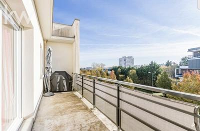 Appartement - 77 m² - 4 pièces