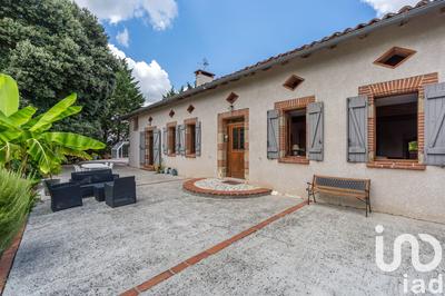 Maison - 215 m² - 6 pièces