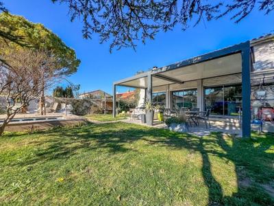 Villa - 180 m² - 6 pièces