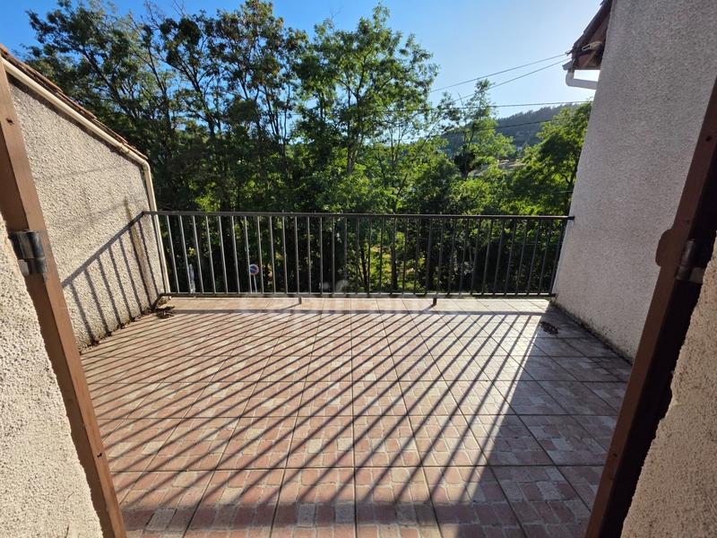 Maison - 64 m² - 4 pièces