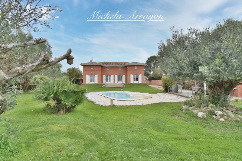 Villa - 210 m² - 7 pièces