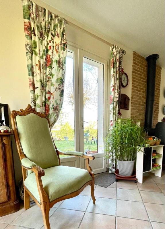 Pavillon - 140 m² - 7 pièces