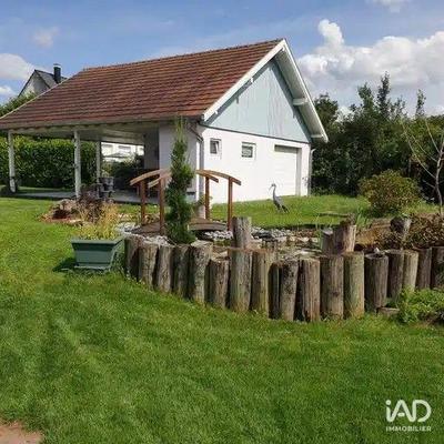 Maison - 360 m² - 9 pièces