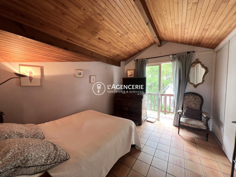 Maison - 147 m² - 7 pièces